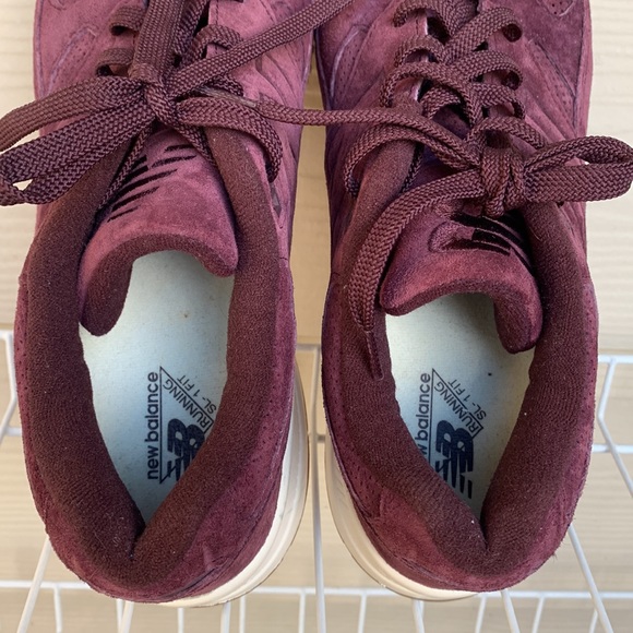 New Balance Shoes New Balance Lux Suede Size 9 Sample Sneakers